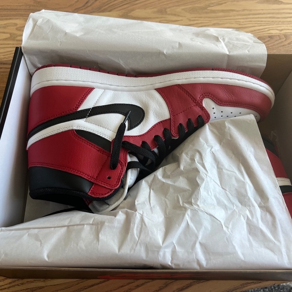 AIr Jordan 1 Retro High OG Chicago (2015) main image 11